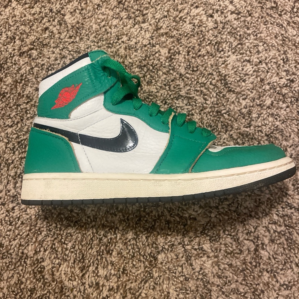 Jordan 1 Retro Lucky Green Women’s Shoes